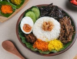 Resep Nasi Krawu Khas Gresik Ala Chef Devina Hermawan