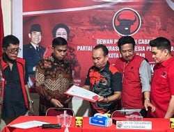 Incar Kursi Wali Kota Makassar, Andi Seto Asapa Ambil Formulir di PDI Perjuangan