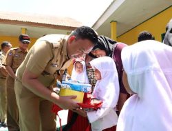 Mendikbudristek Gratiskan Empat Jenis Seragam Sekolah, Tokoh Pendidikan: Bantaeng Sudah Sejak 2019