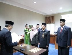 Sekda Lantik Dua Pejabat Administrator Dinas Kesehatan Bantaeng