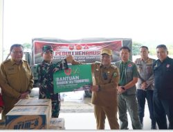 Pj Bupati Luwu Terima Bantuan Logistik dari Panglima TNI untuk Korban Bencana