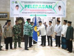Sekda Mesdiyono Resmi Lepas 118 JCH Selayar Menuju Asrama Haji Sudiang Makassar