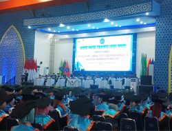 Gelar Wisuda ke-82 Unismuh Makassar, 1.360 Alumni Siap Menjadi Aset Unggul dalam Dunia Kerja