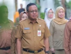 Kabag Humas dan Protokol DPRD Makassar Pimpin Apel Pagi Sekretariat Dewan