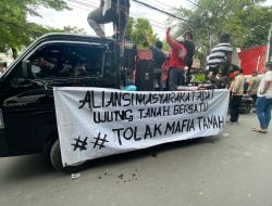 Warga Ujung Tanah Tolak Digusur, Duduki Gerbang TBBM PT Pertamina