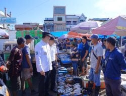 Pastikan Kebutuhan Tersedia Jelang Idul Adha, Bupati Pangkep Cek dan Pantau Harga Pangan