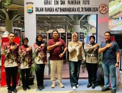 Polda Sulsel Rekam Kinerja Polisi Lewat Pameran Foto di Nipah Mall Makassar