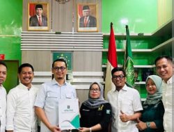 Juli, Tim dan Relawan Adnan For Pilgub Tebar APK