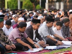 PSIT Gelar Shalat Idul Adha Halaman Kantor Pusat PT Semen Tonasa