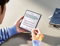 Fitur PDF Overlay Galaxy Z Fold6 Bikin Ringkasan Meeting Lebih Mudah