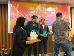 Wardah Kosmetik Berbagi Hadiah di Alauddin Nursing Competition