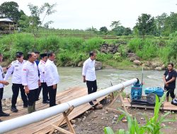 Mentan Dampingi Presiden Jokowi Tinjau Pompanisasi di Bantaeng, Optimis Produksi Beras Nasional Meningkat