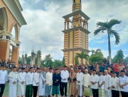 Alasan Protokol Kepresidenan Minta Jokowi Foto Berlatar Menara Masjid Syech Abdul Gani