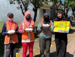 GMTD Berbagi 100 Nasi Kotak di Tanjung Bunga