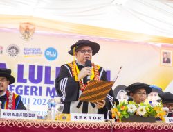 Rektor UNM Kembali Kukuhkan 1000 Wisudawan, Begini Pesan Prof Karta Jayadi