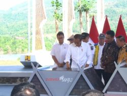 Jokowi Resmikan Bendungan Pamukkulu