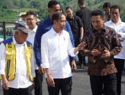 Andi Iwan Darmawan Aras Dampingi Presiden Jokowi Resmikan Bendungan Pamukkulu