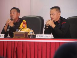 Sambangi Mako Brimob Bone, Dansat Beri Instruksi Penting ke Jajaran