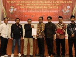 Rapat Pleno Terbuka Rekapitulasi DPS Pilkada 2024, Bawaslu Bone Sampaikan Sejumlah Rekomendasi ke KPU Bone