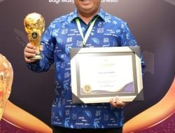 Pemkab Bulukumba Terima UHC Awards 2024