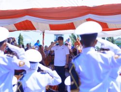 Bupati MYL Apresiasi Semangat Peserta Gerak Jalan Indah, Tularkan Semangat Juang Kemerdekaan