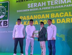 PKB Serahkan B1KWK ke Danny-Azhar Maju Pilgub Sulsel 2024