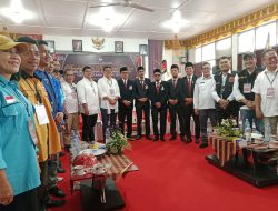 Diusung 10 Parpol, Dedy-Andrew Resmi Mendaftar di KPU Torut