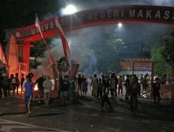 Demo Tolak Dinasti Politik Jokowi di UNM Berujung Bentrok Antar Mahasiswa dan Warga