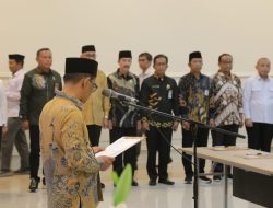 Kakanwil Kemenag Sulsel Lantik 8 Pejabat Eselon III: Enam Rotasi, Dua Promosi