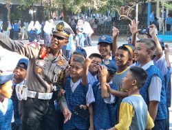 Police Goes to School, Satlantas Polres Pelabuhan Makassar Tanamkan Disiplin Lalu Lintas Sejak Dini