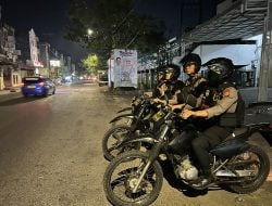 Jaga Kondusifitas Pemilukada 2024 Satsamapta Polres Pelabuhan Makassar Rutin Patroli