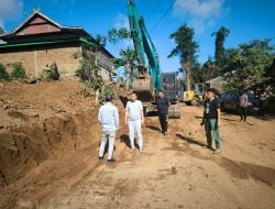 Tepati Janji Politik, Bupati Basli Ali Pantau Langsung Progres Pembangunan Jalan Lingkar Pulau Jampea