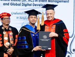 Raffi Ahmad Terima Gelar Doktor Honoris Causa, Tapi Kampusnya Bikin Kaget!