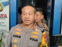 Puluhan Personel Polrestabes Makassar Jaga Ketat Logistik Pilkada 2024