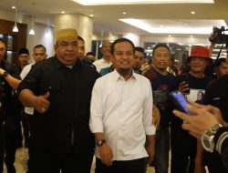 “Andalan Hati Menang” Menggema Sambut Andi Sudirman-Fatma di Lokasi Debat