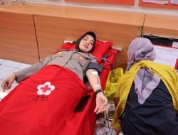 Polres Pelabuhan Makassar dan PMI Gelar Donor Darah Peringati HUT ke-73 Humas Polri