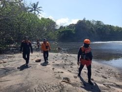 Bule Australia Hilang Terseret Ombak di Bali