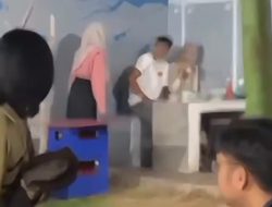 Viral Seorang Wanita Labrak Pacar Sedang Selingkuh di Cafe