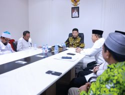 Pj Wali Kota Makassar Dorong Kebijakan Parkir Gratis dan Azan Serentak di Masjid