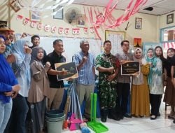 Pembatas Proyek dan Sekolah SDN Pannara Ambruk, PT. Indo Bangun Mitra Perkasa Sigap Beri Bantuan 