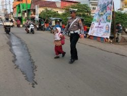 Jaga Keselamatan Pengguna Jalan, Unit Lantas Polsek Ujung Tanah Rutin Lakukan Pengaturan Lalu Lintas