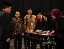 Lantik 1 PPNS dan 2 Notaris Pengganti, Kakanwil Kemenkumham Sulsel: Laksanakan Tugas Dengan Penuh Tanggung Jawab