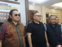 Batal Damai, Farhat Abbas Laporkan Denny Sumargo ke Polisi