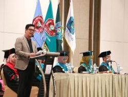 Hadiri Wisuda STIKES PH, Wabup Bulukumba Edy Manaf Bangga Alumninya Sukses di Luar Negeri