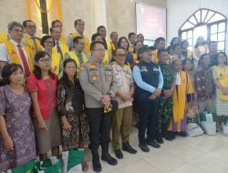 Kunker di Hari Natal, Mensos Saifullah Beri Bantuan Jemaat Gereja Toraja Antang Makassar Terdampak Banjir 