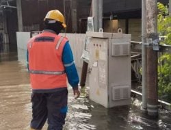 PLN Tanggap Pulihkan Pasokan Listrik akibat Banjir di Kabupaten Sidrap dan Soppeng