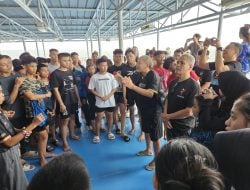 Kejurnas Karate Kapolri Cup 2024: Karateka Inkanas Sulsel Berlatih di Atas KM Dharma Kencana VII