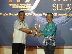 KPID Award 2024: KPU Sulsel Dinobatkan Sebagai Lembaga Negara Peduli Penyiaran