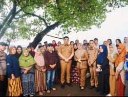 Pj Bupati Takalar Salurkan Bantuan Korban Abrasi dan Banjir