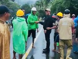 Mentan Amran Terobos Banjir dan Longsor Pantau Langsung Kondisi Pertanian pada Musim Hujan di Bone